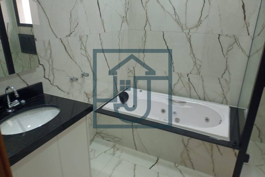 WhatsApp Image 2024-10-02 at 18.08.09 (1)