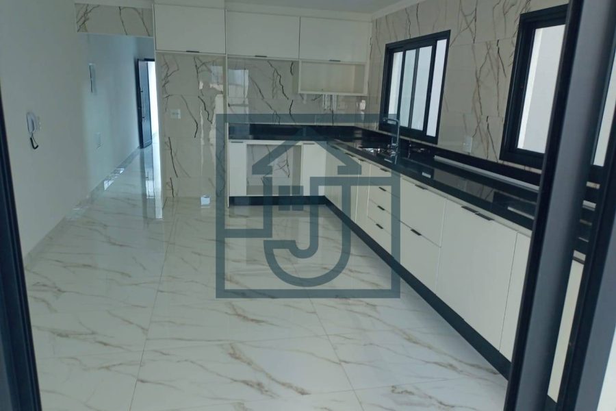 WhatsApp Image 2024-10-02 at 18.08.13 (2)